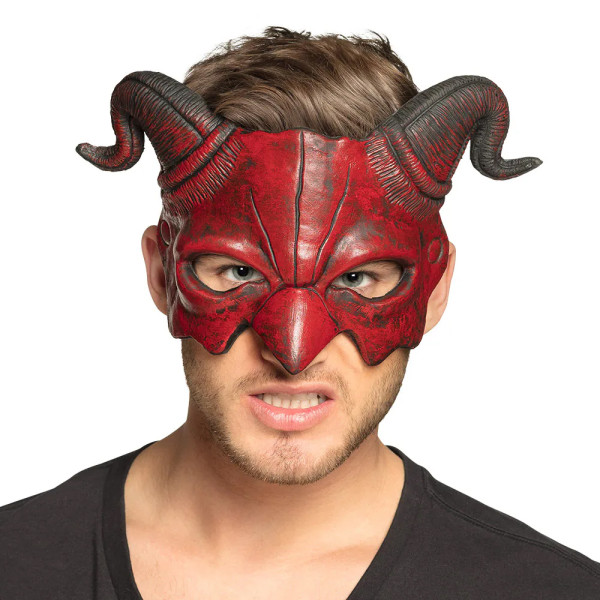 Sarvekas demoninaamio