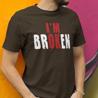 T-paidat "I'm broken"