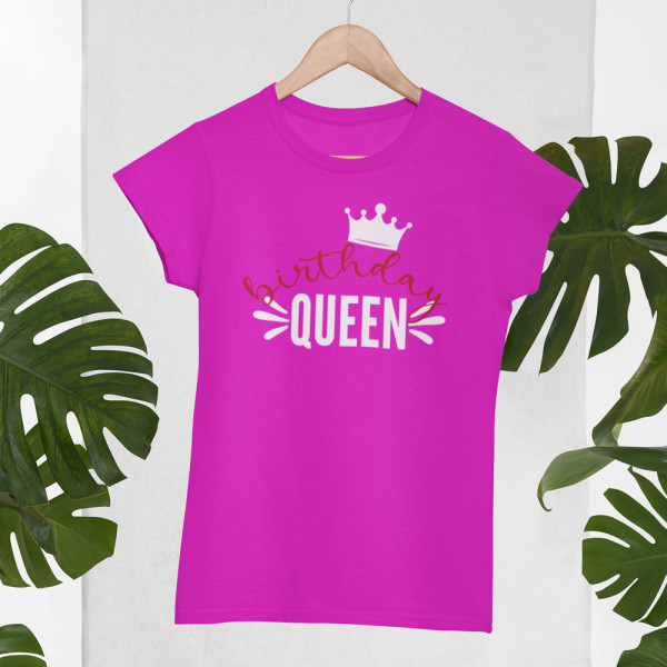 Naisten t-paidat "Birthday queen"