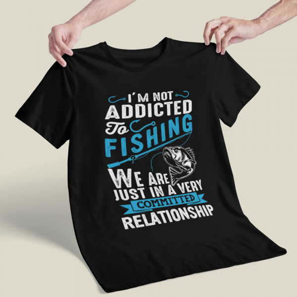 T-paidat "Addicted to fishing"