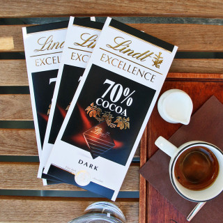 3 kpl. "LINDT EXCELLENCE" tumma suklaa (70%)