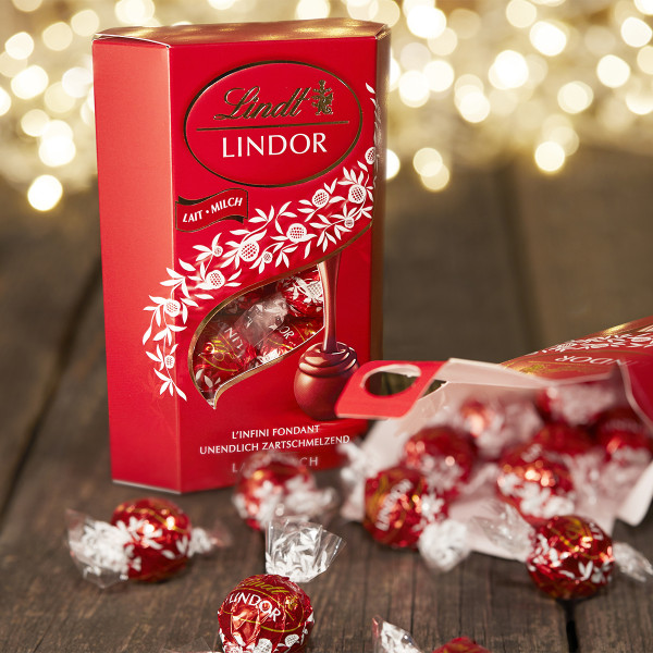 LINDT LINDOR maitosuklaatryffelit, 200g