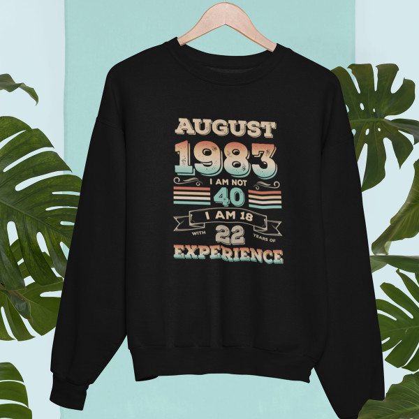 Paita "Experience" valitulla päivämäärällä (ilman huppua) Paita "Experience" valitulla päivämäärällä (ilman huppua)