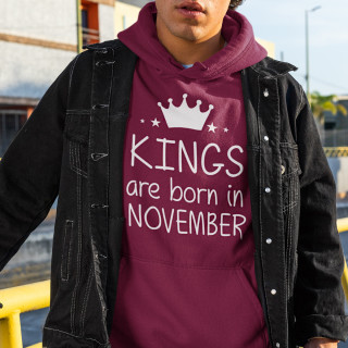 Paita "Kings are born" valitulla kuukaudella