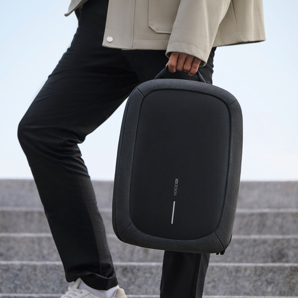 Varkaudenestoreppu "Bobby Edge"