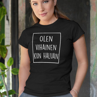 Naisten T-paita "Vihainen"