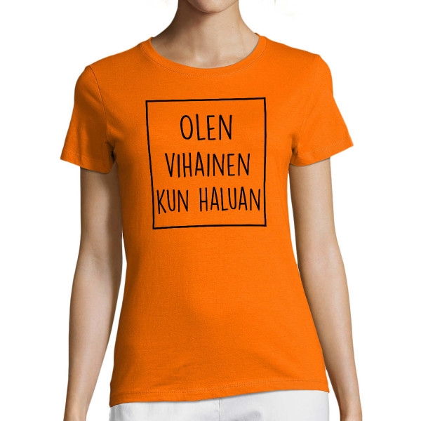 Naisten T-paita "Vihainen"