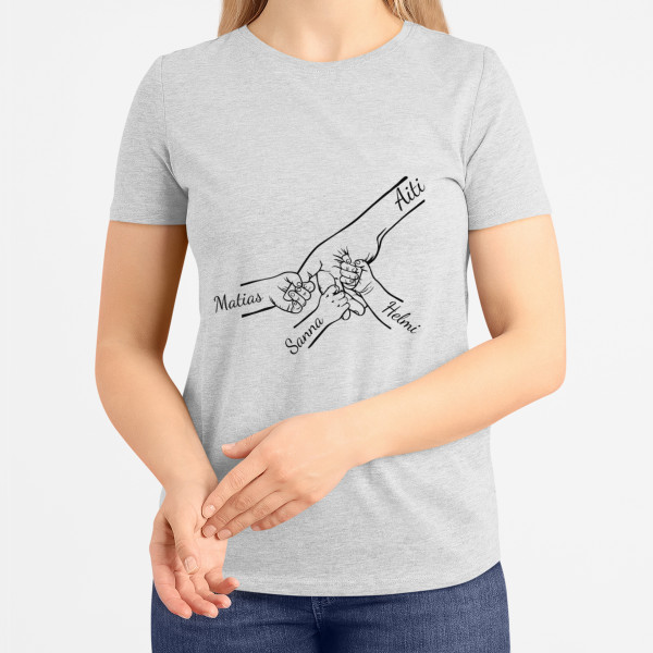 Naisten t-paita "Äiti ja lapset" valituilla lasten nimillä