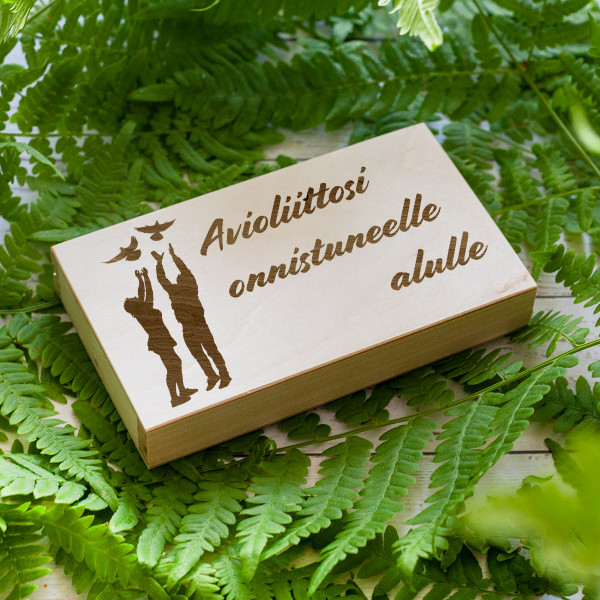 Puinen rahalaatikko "Avioliittosi onnistuneelle alulle" Puinen rahalaatikko "Avioliittosi onnistuneelle alulle"