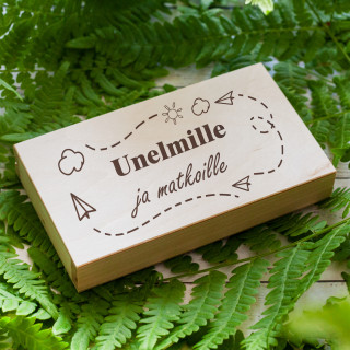 Puinen rahalaatikko "Unelmille ja matkoille" Puinen rahalaatikko "Unelmille ja matkoille"