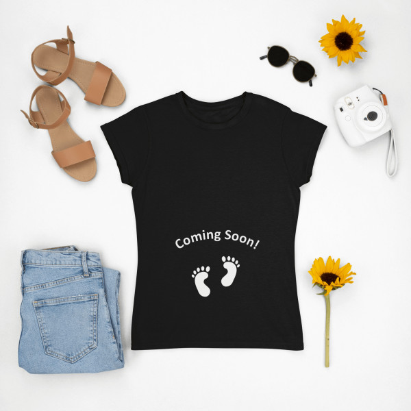 Naisten T-paita "Coming soon"